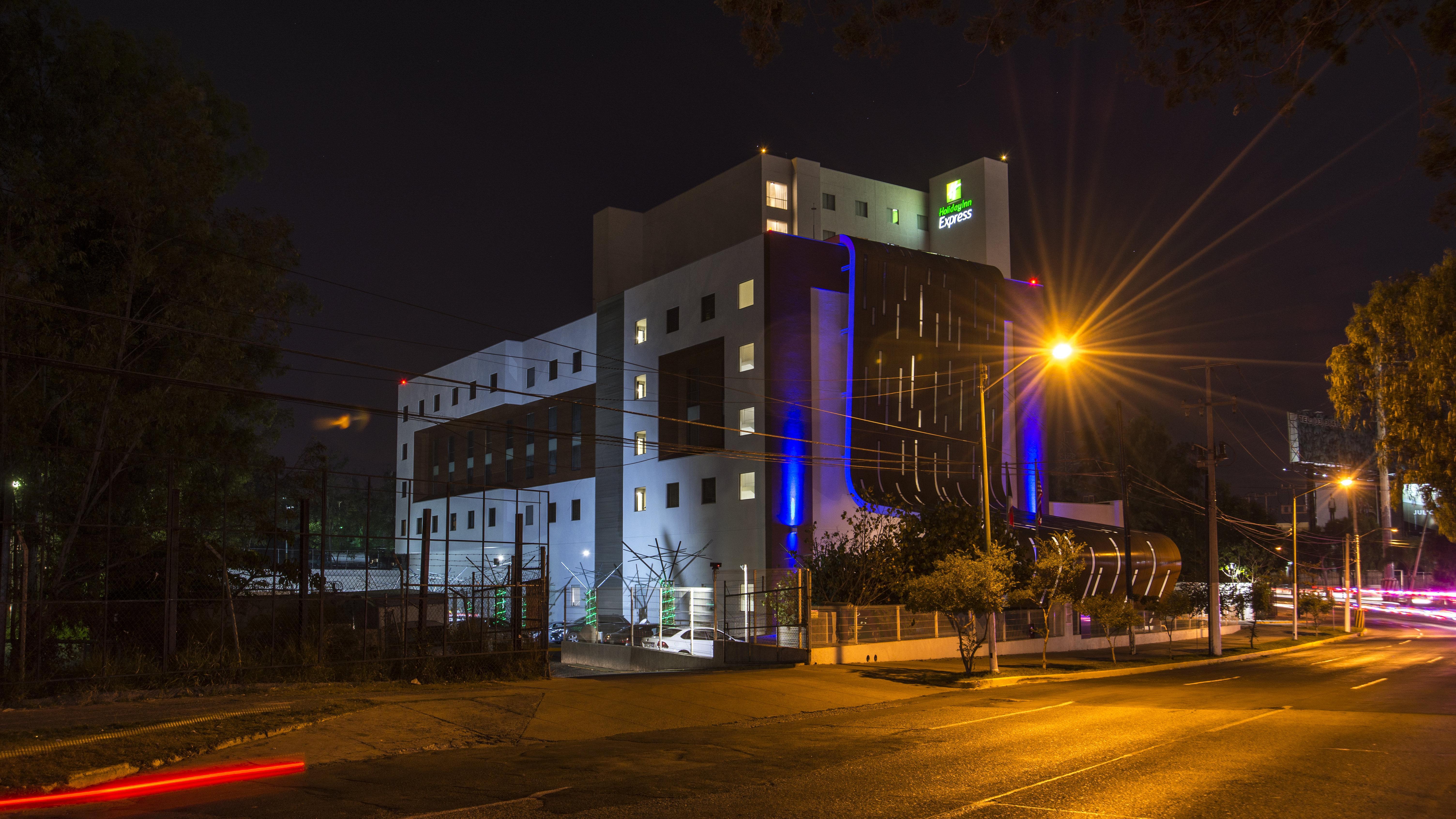 Holiday Inn Guadalajara Patria-Universidad By Ihg سابوبان المظهر الخارجي الصورة