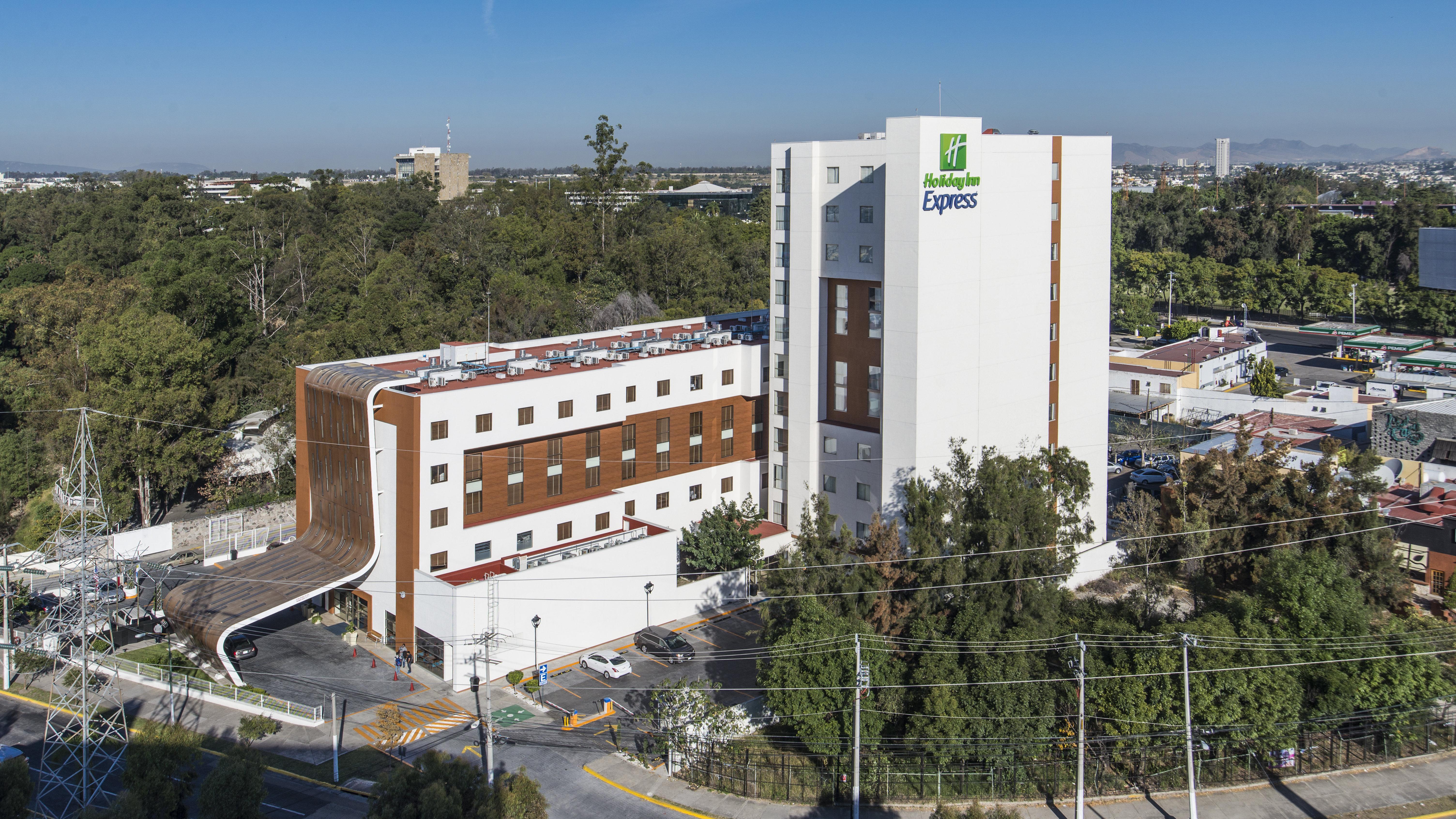 Holiday Inn Guadalajara Patria-Universidad By Ihg سابوبان المظهر الخارجي الصورة